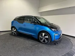 Blauw Gebruikt 2018 BMW i3 Basis Hatchback | € 15.400 (Eerlijke prijs)