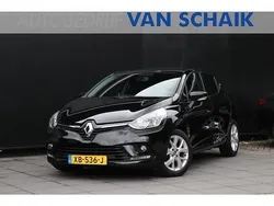 Zwart Gebruikt 2018 Renault Clio IV LIMITED Hatchback | € 8.450 (Eerlijke prijs)