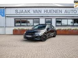 Zwart Gebruikt 2021 Audi A3 Sportback Competition Hatchback | € 37.950