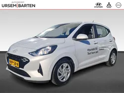 Grijs metallic Gebruikt 2025 Hyundai i10 Comfort Hatchback | € 24.430 (Eerlijke prijs)