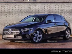 Zwart Gebruikt 2019 Mercedes A180 Business Hatchback | € 21.900 (Goede deal)