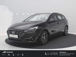 Zwart Gebruikt 2024 Hyundai i30 Comfort Stationwagen | € 23.895 (Eerlijke prijs)