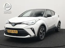 Wit, metallic lak Gebruikt 2022 Toyota C-HR Style SUV | € 27.230 (Eerlijke prijs)