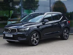 Zwart Gebruikt 2022 Volvo XC40 Inscription SUV | € 34.450 (Goede deal)