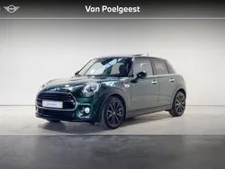 British racing green metallic (groen metallic) Gebruikt 2018 Mini Cooper Business Hatchback | € 18.895 (Iets duurder)