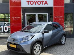 Grijs Gebruikt 2024 Toyota Aygo X X-play SUV | € 17.489