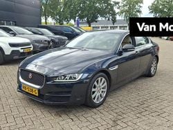Zwart Gebruikt 2016 Jaguar XE Portfolio Sedan | € 17.940 (Super prijs)
