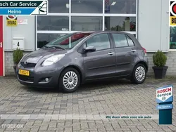 Grijs Gebruikt 2010 Toyota Yaris Hatchback | € 5.595 (Eerlijke prijs)