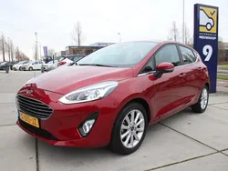 Rood Gebruikt 2019 Ford Fiesta Titanium Hatchback | € 12.946 (Eerlijke prijs)