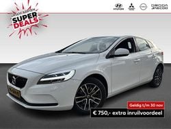 Wit Gebruikt 2017 Volvo V40 Hatchback | € 13.930 (Goede deal)
