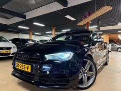 Zwart Gebruikt 2016 Audi RS3 Proline Sedan | € 21.950