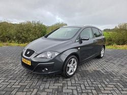 Grijs Gebruikt 2011 Seat Altea XL Style MPV | € 3.950 (Eerlijke prijs)