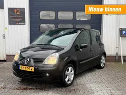 Zwart Gebruikt 2007 Renault Modus MPV | € 1.685 (Iets duurder)