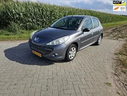 Grijs Gebruikt 2010 Peugeot 206+ Hatchback | € 2.299 (Eerlijke prijs)