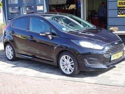 Zwart Gebruikt 2014 Ford Fiesta Hatchback | € 7.950 (Iets duurder)