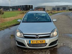 Zilver Gebruikt 2006 Opel Astra Edition Stationwagen | € 2.250 (Eerlijke prijs)