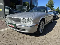 Grijs Gebruikt 2005 Jaguar XJR Sedan | € 21.945