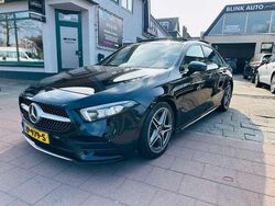 Zwart Gebruikt 2019 Mercedes A200 Advantage Sedan | € 22.999 (Eerlijke prijs)