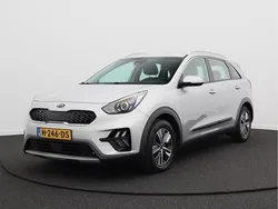 Grijs Gebruikt 2020 Kia Niro SUV | € 18.950 (Eerlijke prijs)