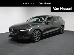 Grijs, metallic lak Gebruikt 2024 Volvo V60 Plus Stationwagen | € 49.940 (Duur)