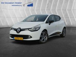 Hatchback Gebruikt 2015 Renault Clio IV Night&Day Hatchback | € 6.950 (Eerlijke prijs)