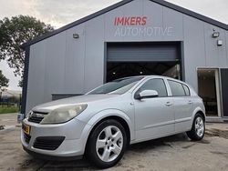 Grijs Gebruikt 2006 Opel Astra Edition Hatchback | € 2.250 (Iets duurder)