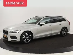 Grijs Gebruikt 2021 Volvo V60 Momentum Stationwagen | € 23.900 (Eerlijke prijs)