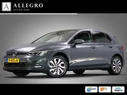 Grijs Gebruikt 2021 VW Golf VIII Business Hatchback | € 21.945 (Eerlijke prijs)