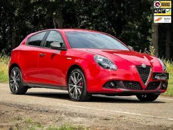 Rood Gebruikt 2019 Alfa Romeo Giulietta Hatchback | € 21.899