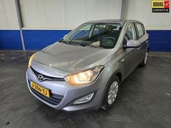 Grijs Gebruikt 2013 Hyundai i20 Hatchback | € 6.950 (Eerlijke prijs)