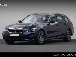 Blauw Gebruikt 2022 BMW 330e M Sport Stationwagen | € 37.880 (Eerlijke prijs)