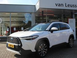 Wit Gebruikt 2023 Toyota Corolla Cross Edition SUV | € 35.400 (Eerlijke prijs)