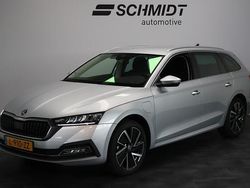 Grijs Gebruikt 2021 Skoda Octavia Business Line Stationwagen | € 22.995 (Goede deal)