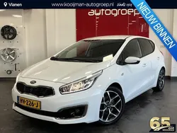 Wit Gebruikt 2016 Kia Ceed First Edition Hatchback | € 13.950