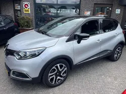 Grijs, metallic lak Gebruikt 2016 Renault Captur SUV | € 12.650 (Eerlijke prijs)