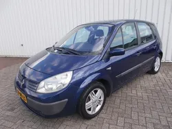 Blauw Gebruikt 2005 Renault Scénic II Luxe MPV | € 2.450 (Iets duurder)