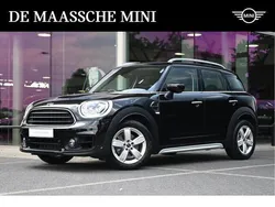 Zwart Gebruikt 2019 Mini Cooper Countryman Comfort SUV | € 23.950 (Eerlijke prijs)
