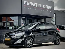 Zwart Gebruikt 2015 Hyundai i20 GO! Hatchback | € 6.900 (Eerlijke prijs)