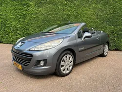 Grijs Gebruikt 2011 Peugeot 207 CC Cabriolet | € 3.250 (Super prijs)