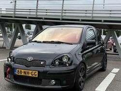 Gebruikt 2003 Toyota Yaris Sedan | € 3.995 (Iets duurder)