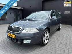 Grijs Gebruikt 2009 Skoda Octavia Tour Stationwagen | € 2.750
