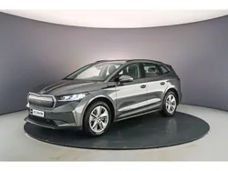 Graphite grey Gebruikt 2024 Skoda Enyaq iV Selection SUV | € 42.900