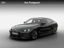 Saphirschwarz metallic (zwart metallic) Nieuw 2025 BMW i4 M Sport Sedan | € 72.447 (Eerlijke prijs)