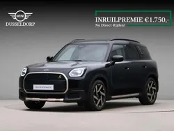 Zwart Nieuw 2025 Mini Countryman Favoured SUV | € 56.490 (Iets duurder)