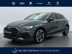 Grijs Gebruikt 2025 Audi A3 Sportback e-tron S-Line Sedan | € 51.995