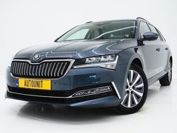 Grijs Gebruikt 2020 Skoda Superb Stationwagen | € 20.840 (Goede deal)