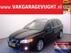 Zwart Gebruikt 2013 Volvo V70 Plus Stationwagen | € 20.950 (Eerlijke prijs)