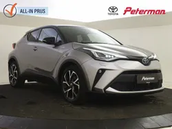 Grijs, metallic lak Gebruikt 2022 Toyota C-HR SUV | € 25.899 (Eerlijke prijs)