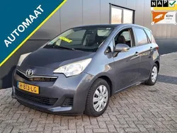 Grijs Gebruikt 2012 Toyota Verso-S MPV | € 5.499 (Eerlijke prijs)