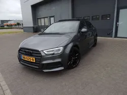 Grijs Gebruikt 2017 Audi A3 S-Line Sedan | € 19.995 (Duur)